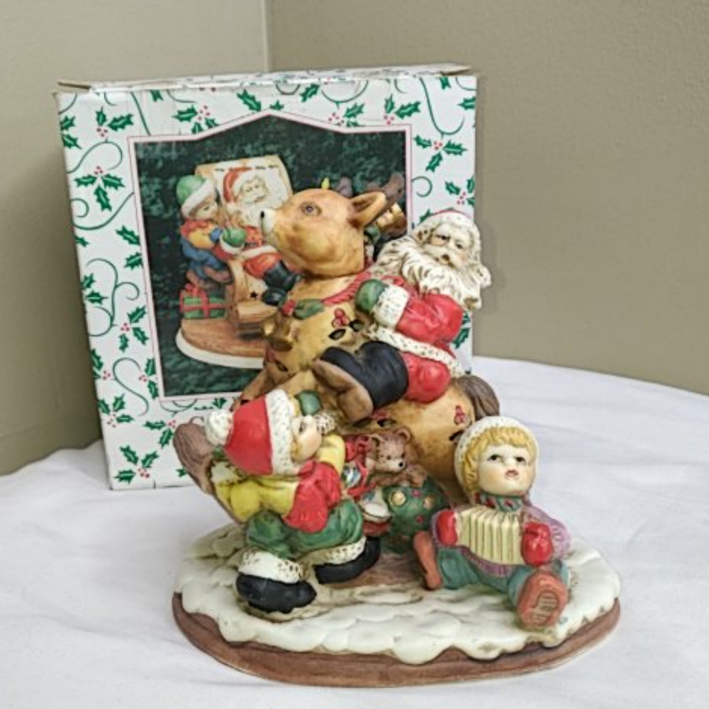 Vintage JCPenney Christmas Ceramic Figurine Santa w/Reindeer- Playing Kids & Box